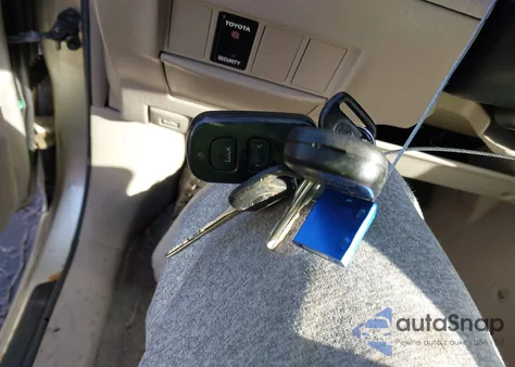 2003 Toyota Rav4 z USA, uszkodzony, nr VIN JTEGH20V230086653